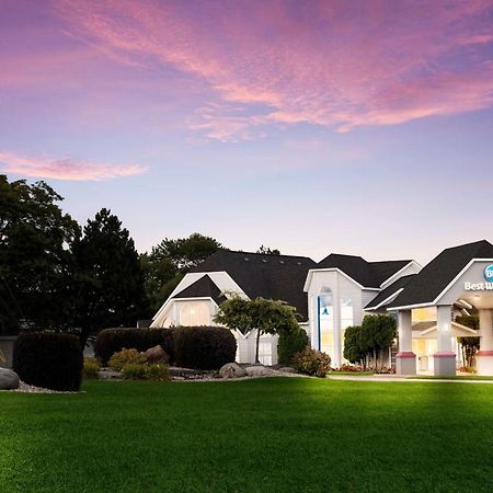Best Western Harbour Pointe Lakefront Saint Ignace Bagian luar foto