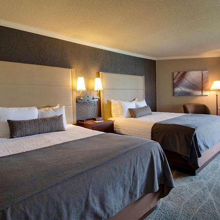 Best Western Harbour Pointe Lakefront Saint Ignace Bagian luar foto